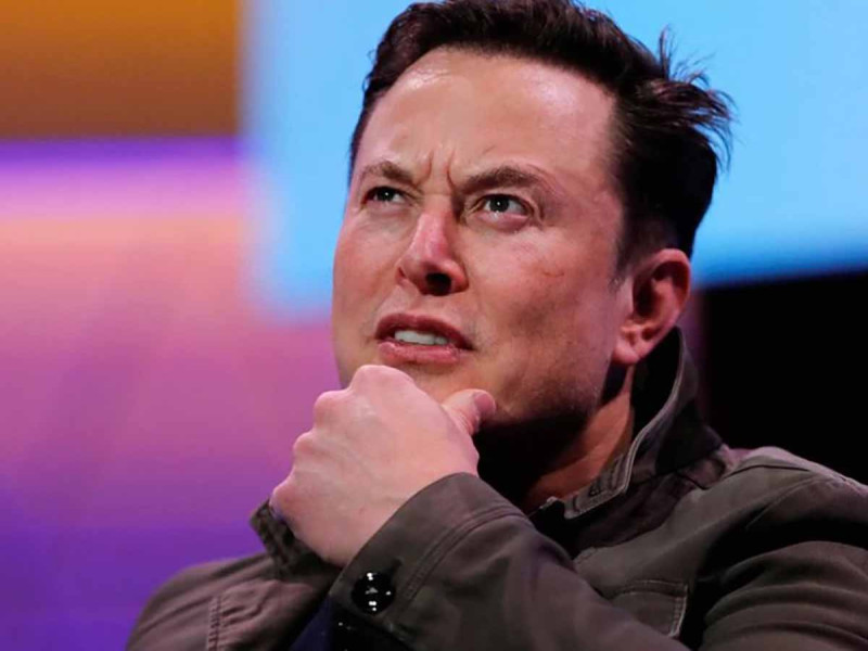 Elon Musk se implantará un chip en la cabeza, esto es lo que se sabe