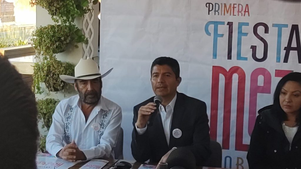 Video desde Puebla: Eduardo Rivera pide disculpas a familiares de asesinados en Totimehuacán