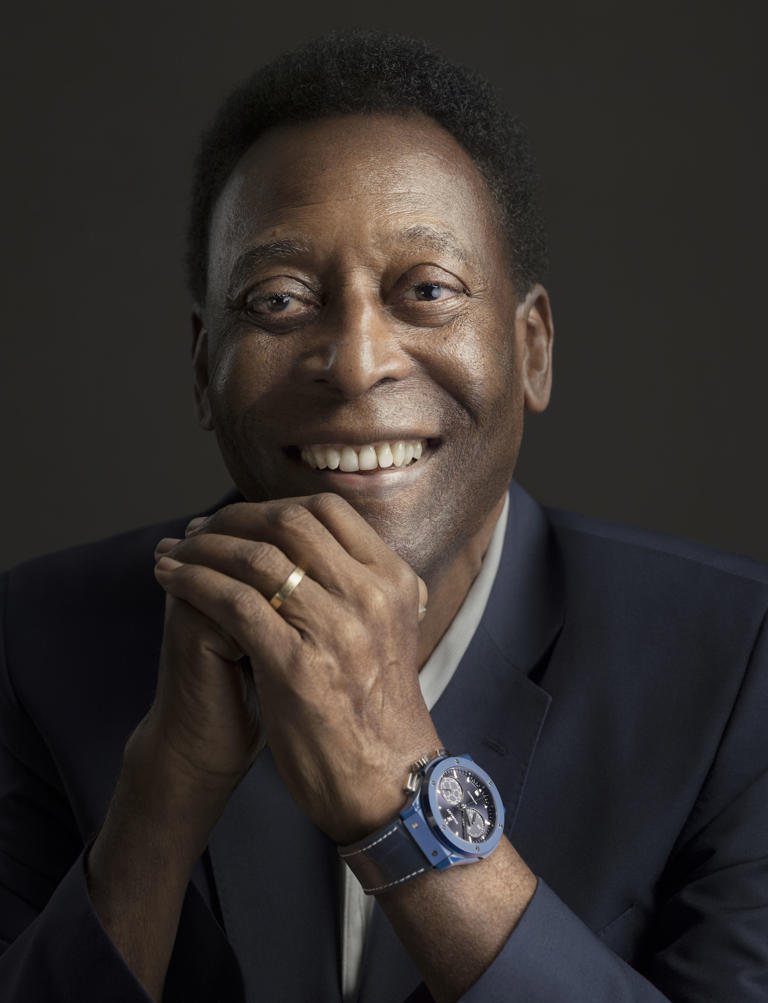 Hijo de Pelé agradece oraciones, su familia viaja para despedirse de él