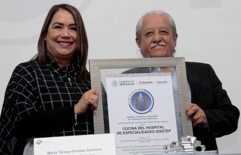Recibe ISSSTEP “Distintivo H” por estándares de higiene en la preparación de alimentos