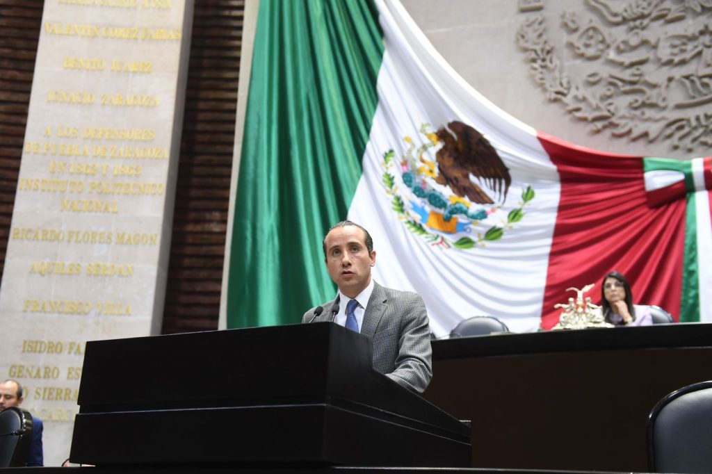 Aprueba pleno una iniciativa más de Mario Riestra Piña que garantiza los mismos derechos a hijas e hijos adoptivos y consanguíneos