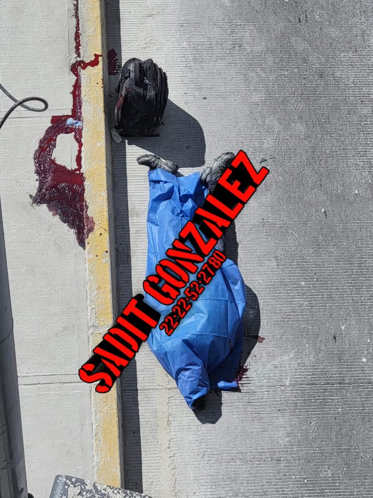 Video desde Puebla: Fallece motociclista en el periférico ecológico