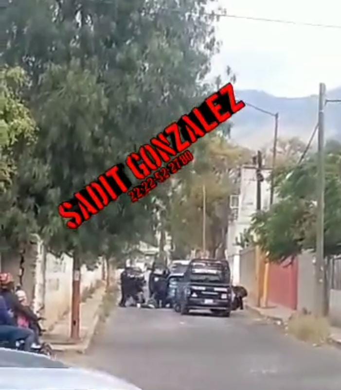 Video desde Puebla: Agarran a 3 presuntos rateros en Tehuacán