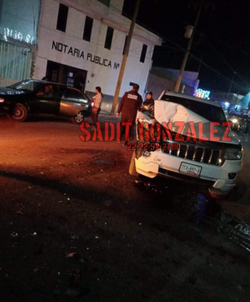 En presunto estado de ebriedad presidente de Tepeaca provoca aparatoso choque