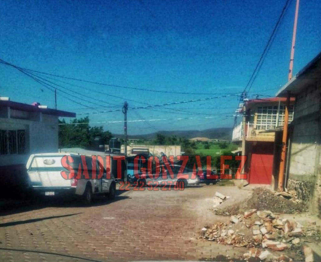 De varios plomazos ejecutan a un mototaxista en Atencingo