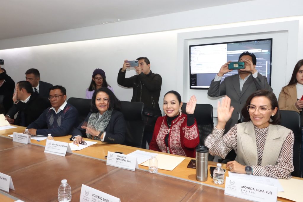 Comisiones del Congreso aprueban exhorto para que ayuntamientos garanticen que sus cuerpos de seguridad cumplan con criterios legales