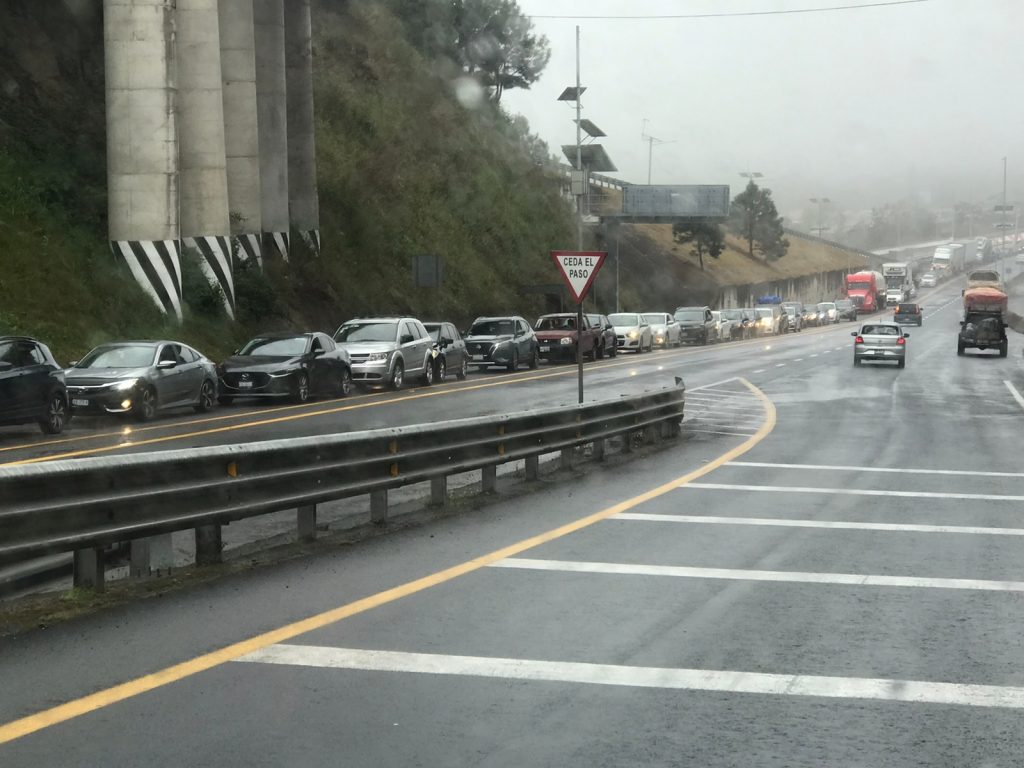 Al menos 12 heridos en 2 diferentes choques en la México Tuxpan