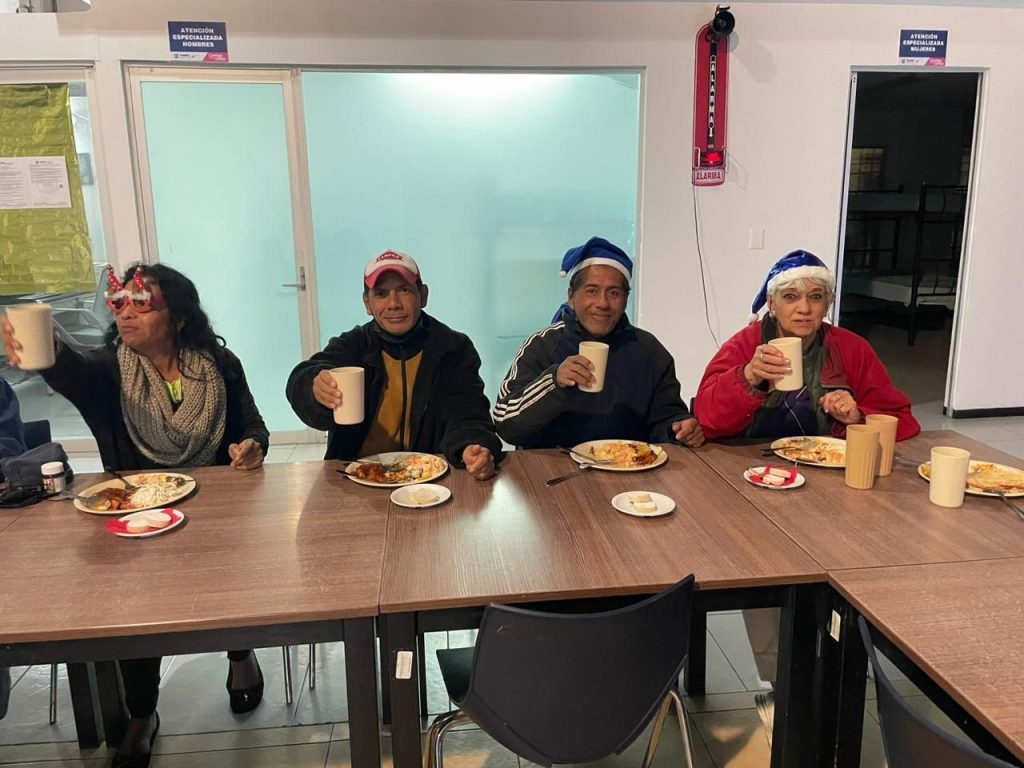 Realiza cena navideña el DIF municipal