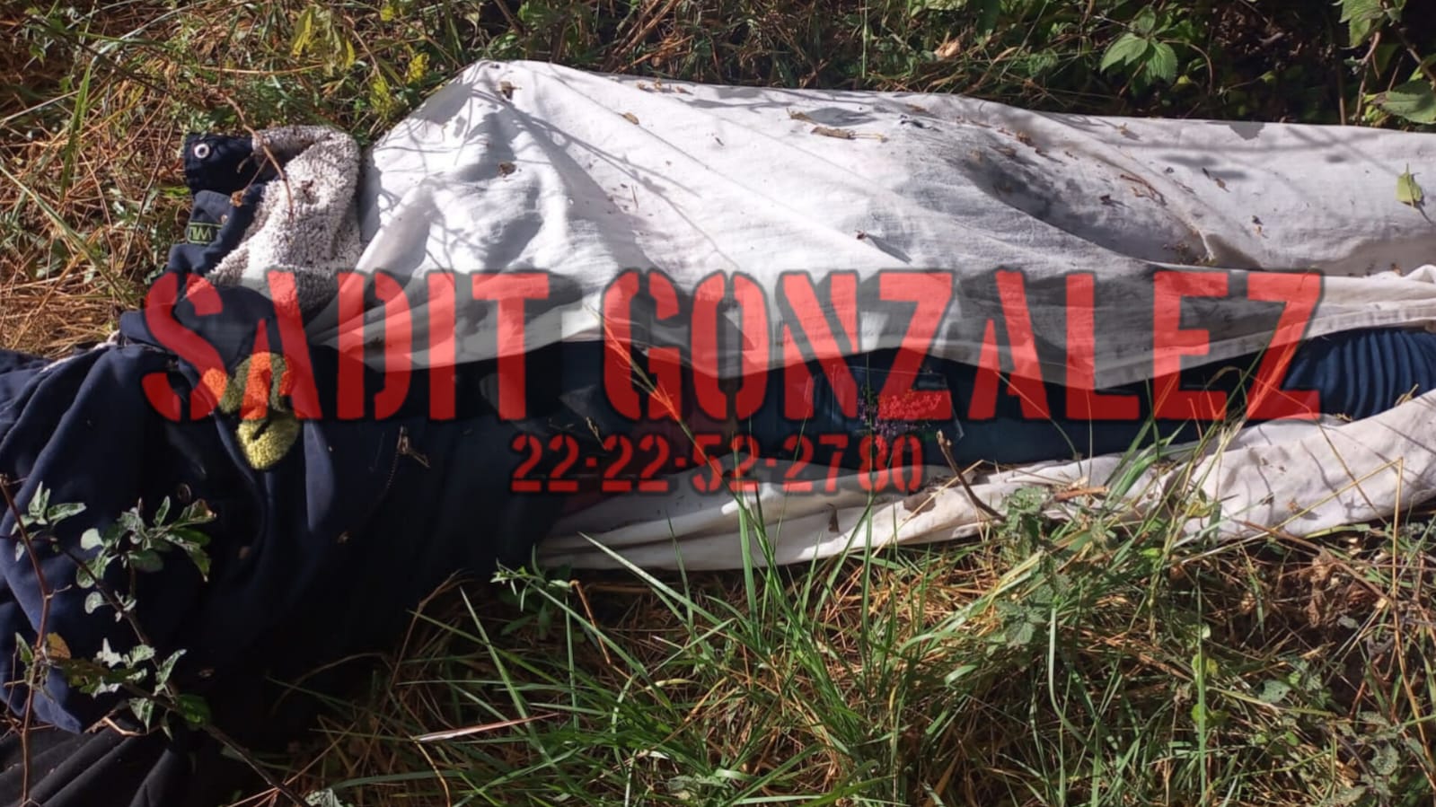 Encuentran cadáver de mujer envuelta con una sábana en Acatzingo