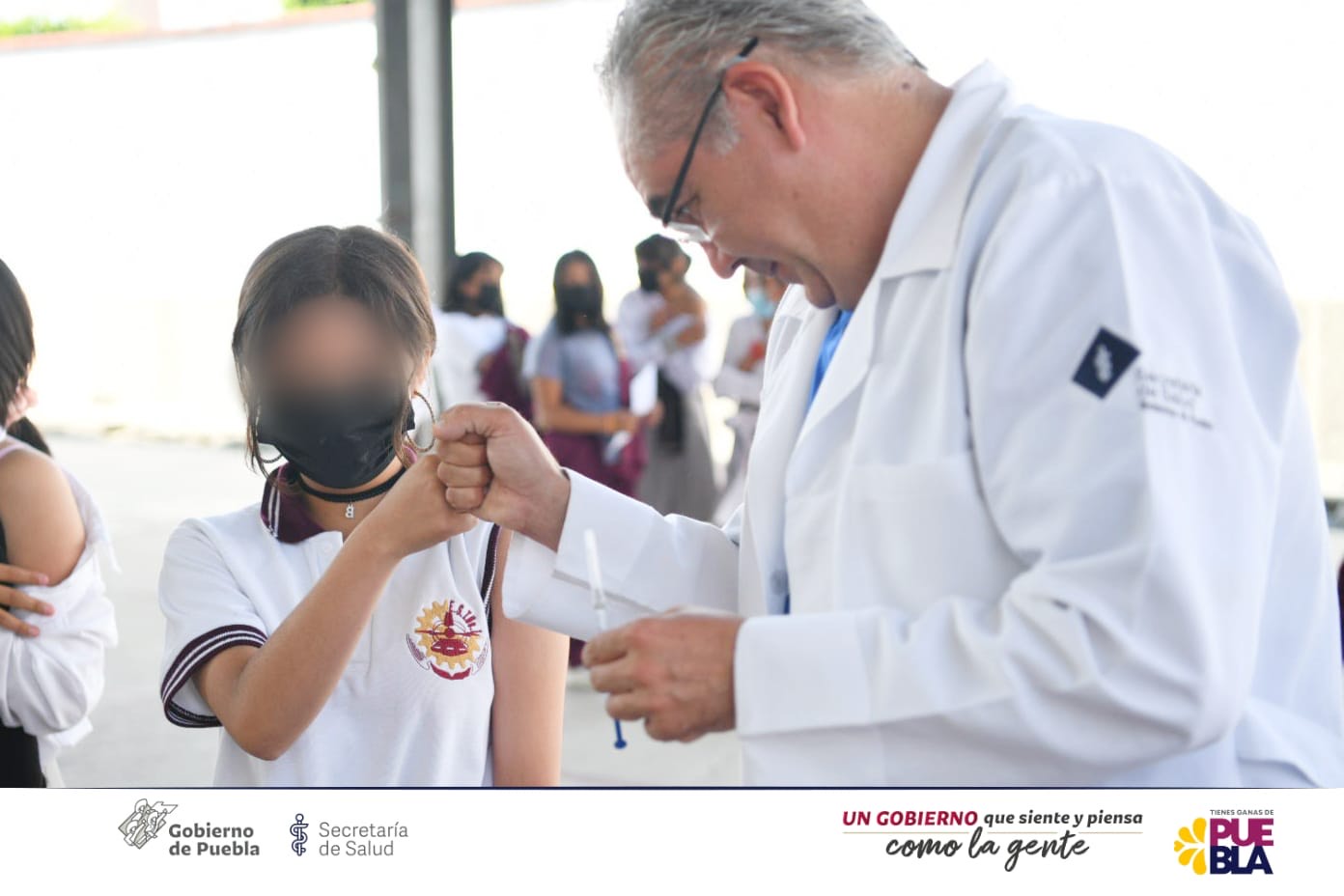Lanza Salud logística para vacunación contra el covid de menores en Puebla