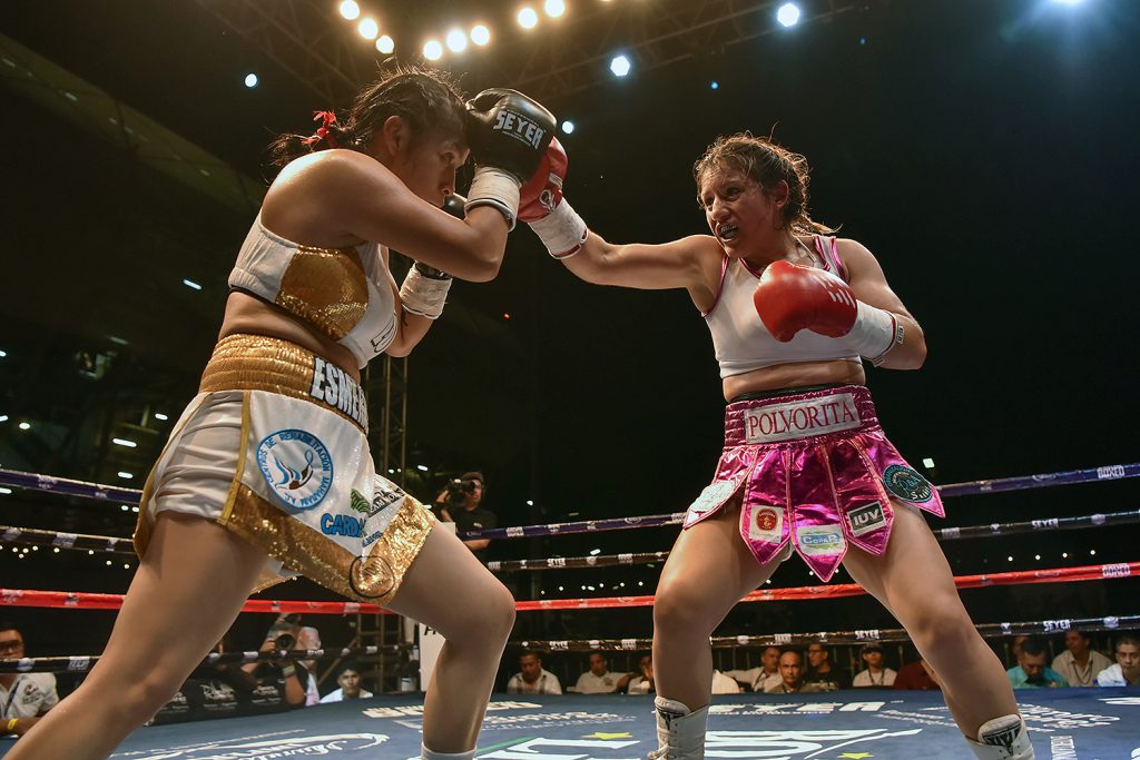 “Polvorita” Salinas incursionó en el mundo del boxeo para bajar de peso