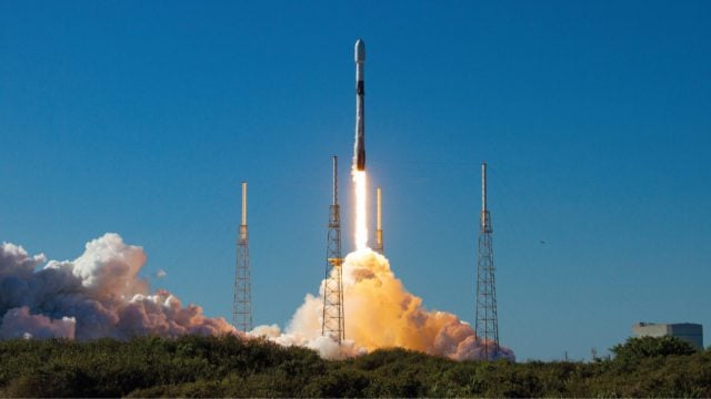 Cohete de SpaceX lanza la primera misión de estudio global del agua