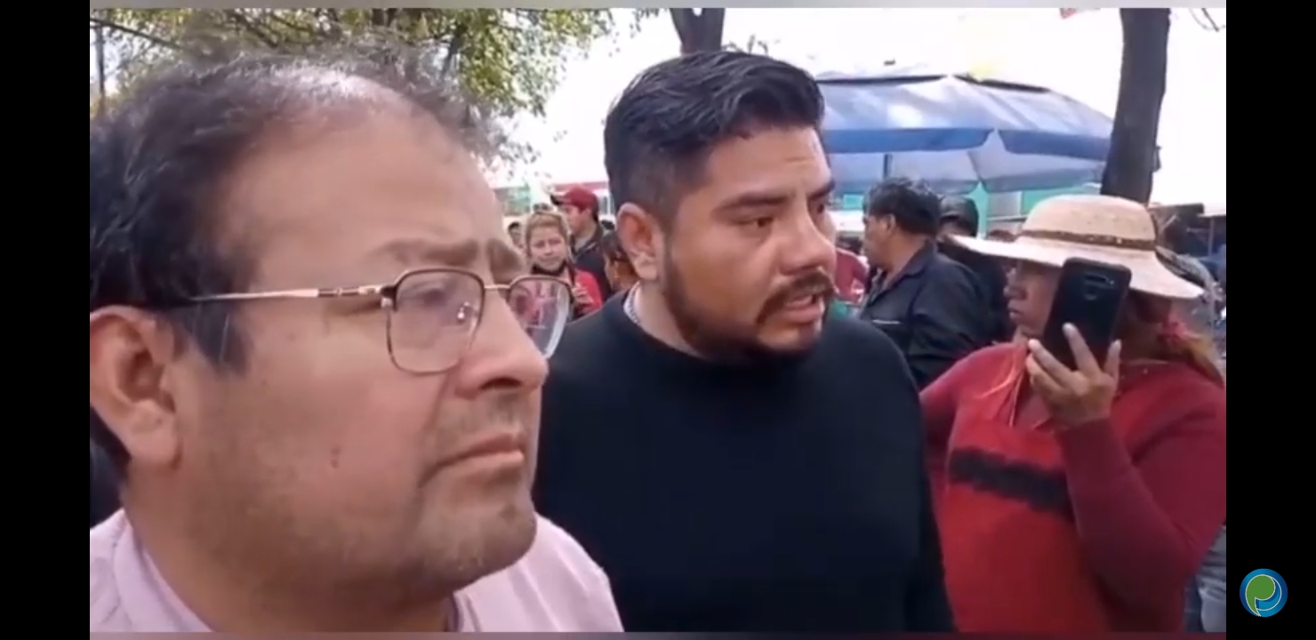 Video desde Puebla: Se enfrentan bodegueros y comerciantes informales en la Central de Abasto por áreas verdes