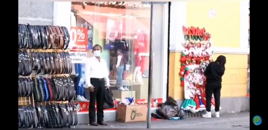 Video desde Puebla: Vuelven ambulantes a las calles