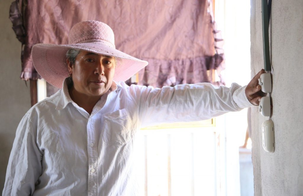 Provee Bienestar energía eléctrica a familias vulnerables de la capital