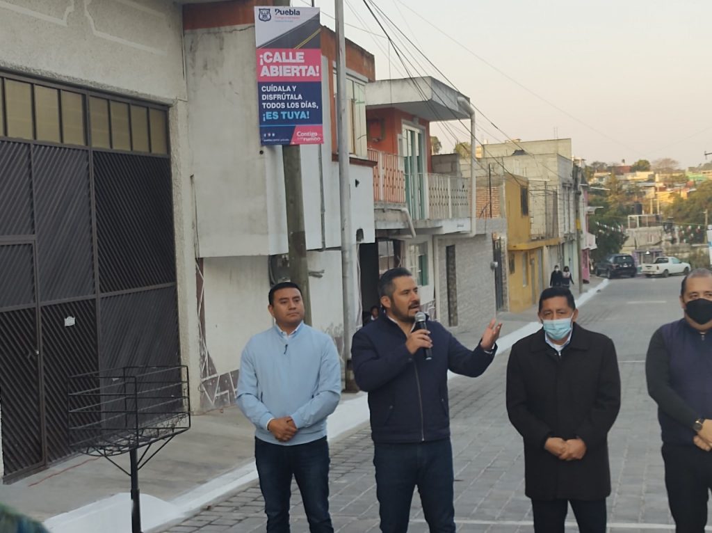 Comercios que participan en parquímetros no pueden cobrar más, pero siguen en su derecho de no seguir: Adán Domínguez