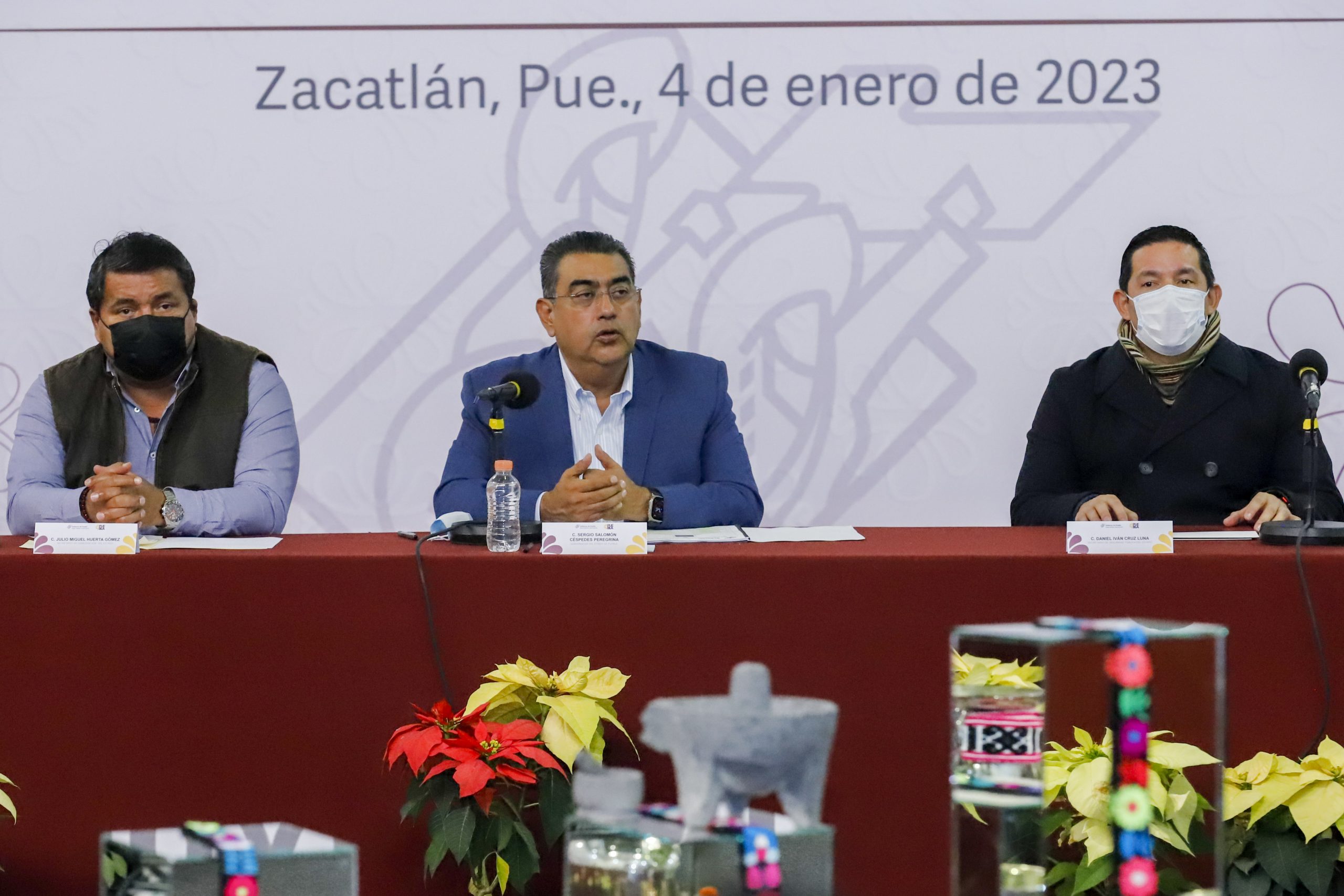 En Puebla la ley se aplica sin distingos e inicia con los funcionarios públicos: Sergio Salomón