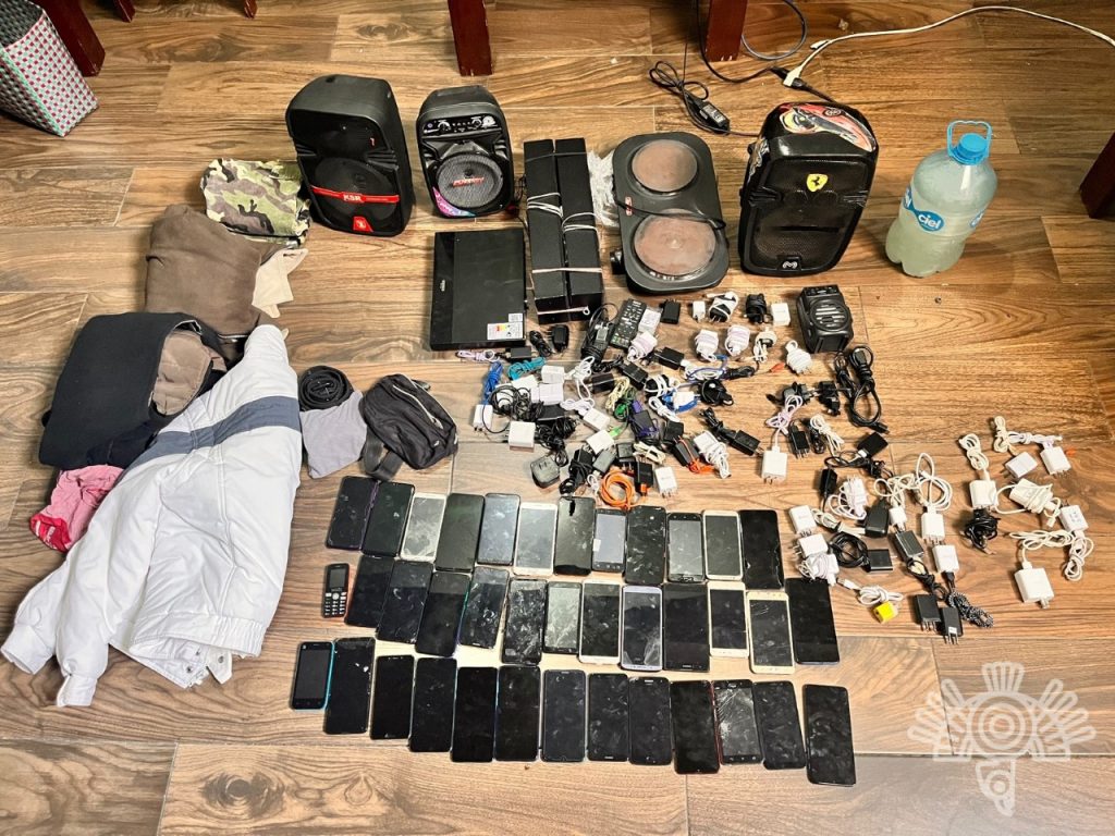 Hasta dvds tenían los presos del penal de Huejotzingo