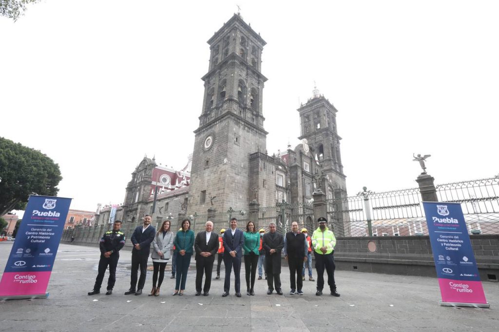 Video: Inician “manita de gato” a la catedral de Puebla