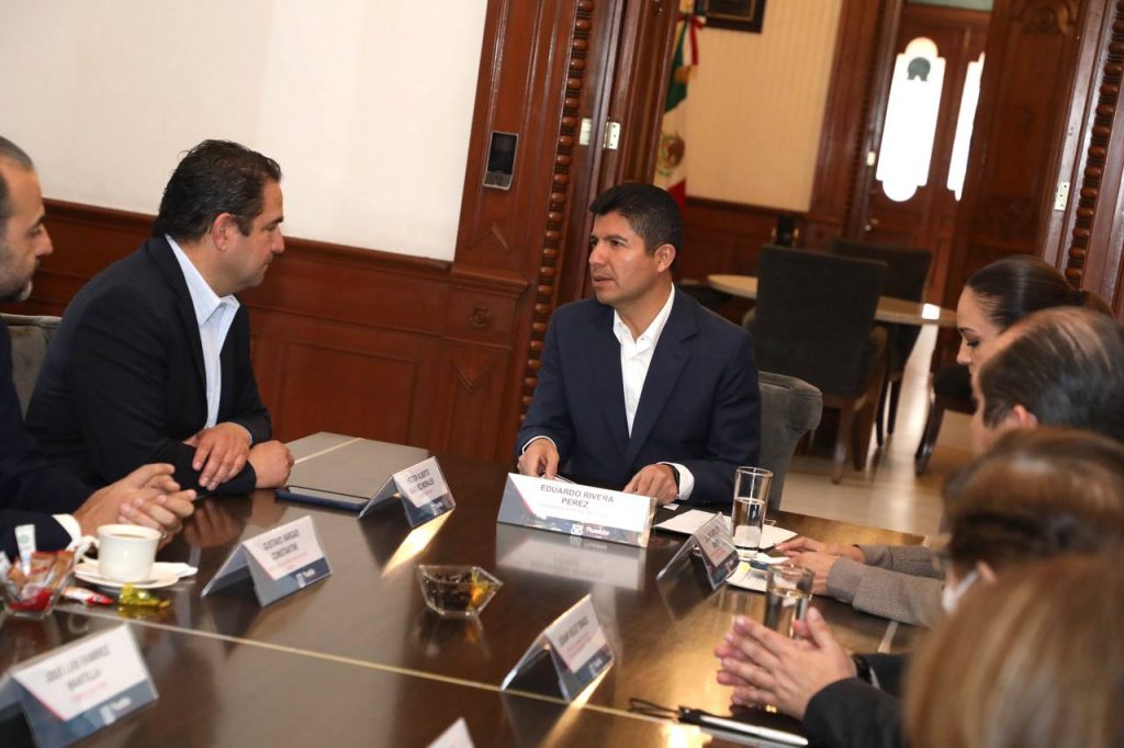 Ayuntamiento de Puebla y CMIC firman convenio