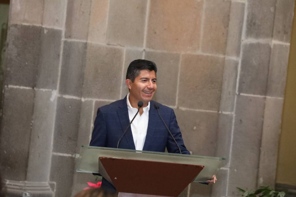 Capacitan a 107 empresas en el uso del agua