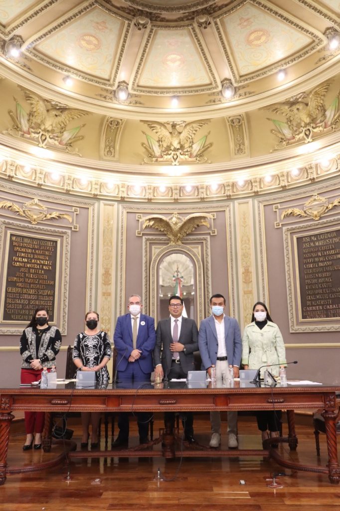 Ante el Pleno de la LXI Legislatura compareció el secretario de Salud del estado de Puebla