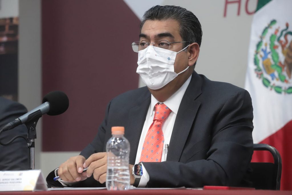 Mayoría de poblanos cumple con la verificación: Sergio Salomón Céspedes