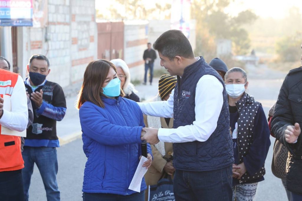 Colonias del sur estrenan iluminación