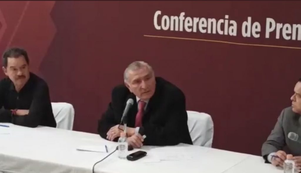 Descarta Adán Augusto alzar la mano de algún aspirante a la gubernatura de Puebla