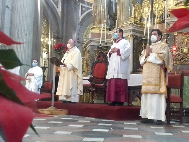 Pide arzobispo de Puebla orar por el eterno descanso de Maru Ocampo