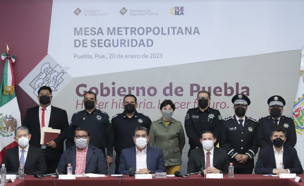 Reforzar la seguridad pública, exigió el gobernador Céspedes a presidentes municipales de la zona metropolitana