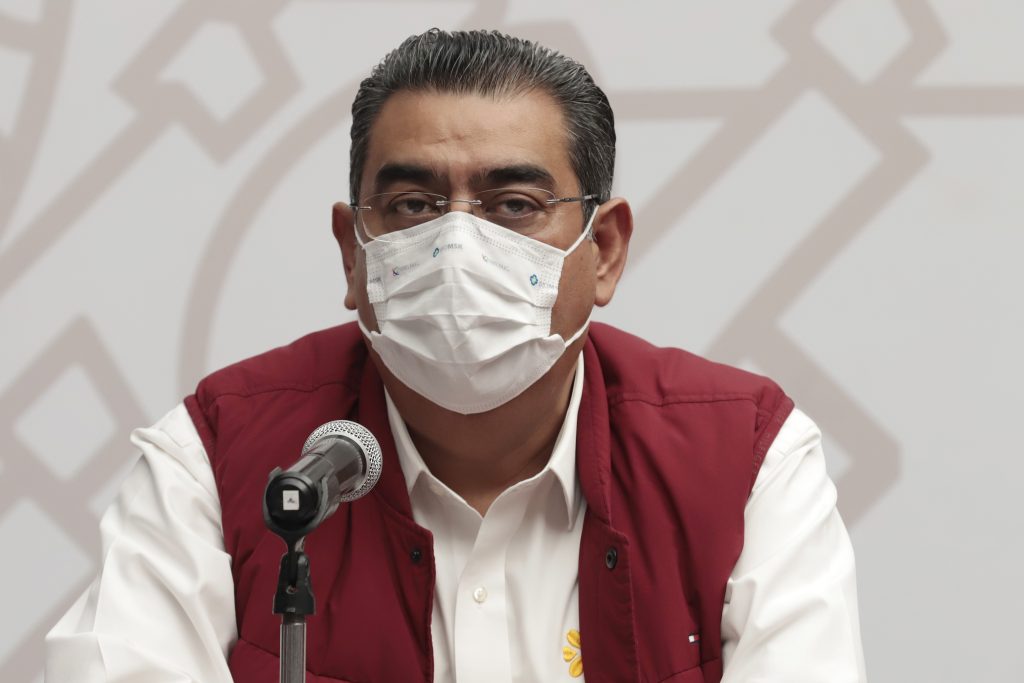 Gobernador Céspedes Peregrina presentó el programa “Viernes de las Mujeres”