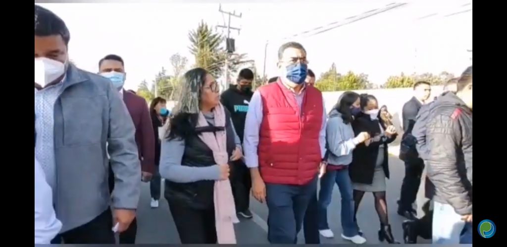 Video desde Puebla: Sergio Salomón Céspedes y Eduardo Rivera inauguran obra en la 5 sur