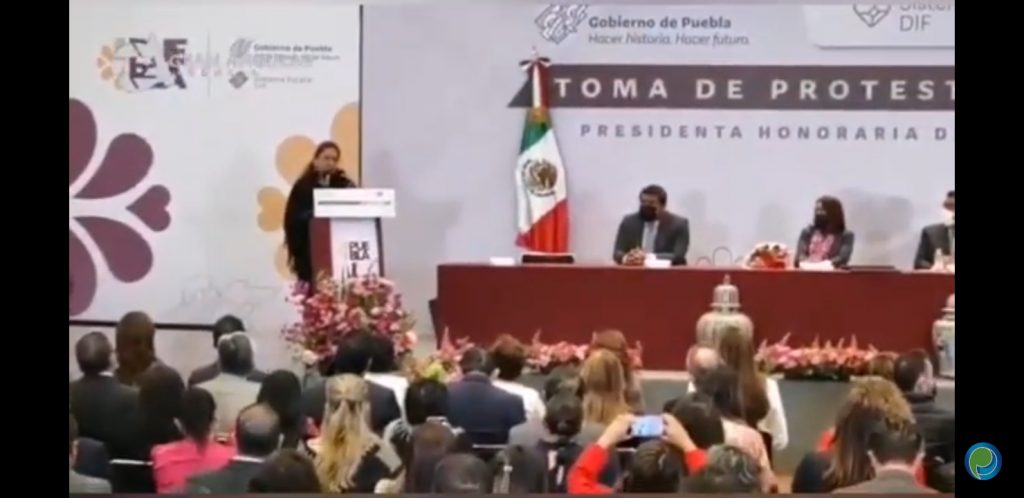 Video desde Puebla: Rosario Orozco, en la toma de protesta de Gabriela Bonilla al frente del Sedif