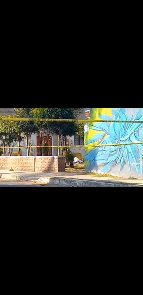 Video desde Puebla: Encuentran cadáver en parque de la colonia Naciones Unidas