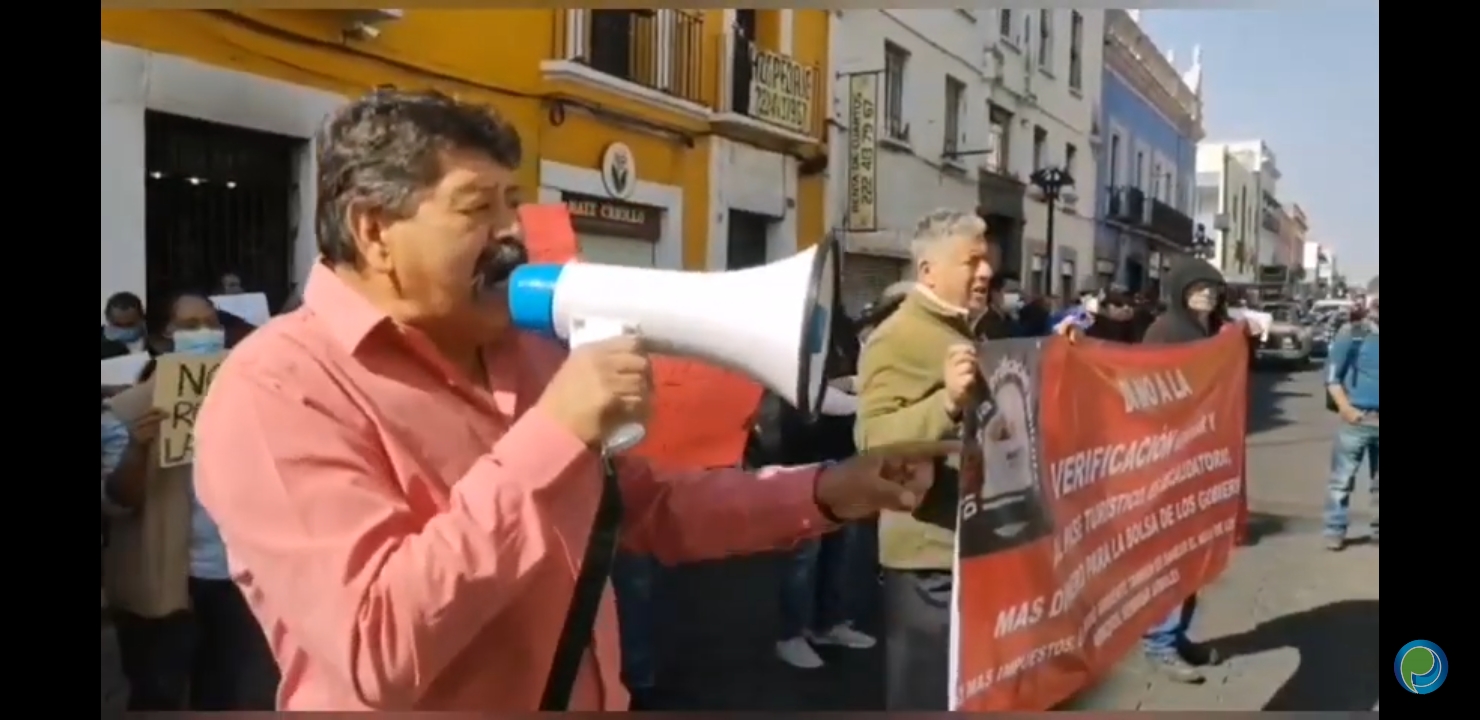 Video desde Puebla: Nueva manifestación contra la verificación vehicular