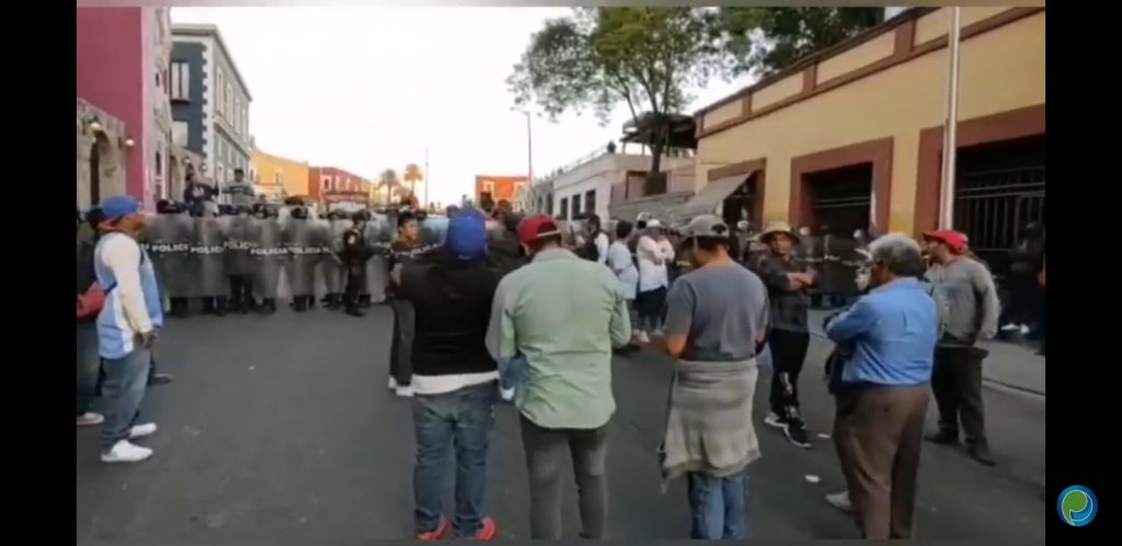 Un policía estatal con traumatismo craneoencefálico, saldo de la marcha contra la verificación vehicular, confirmó la secretaría de Gobernación