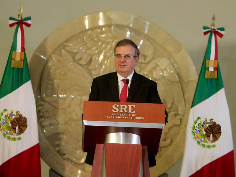 México lamenta retiro de embajador de Perú
