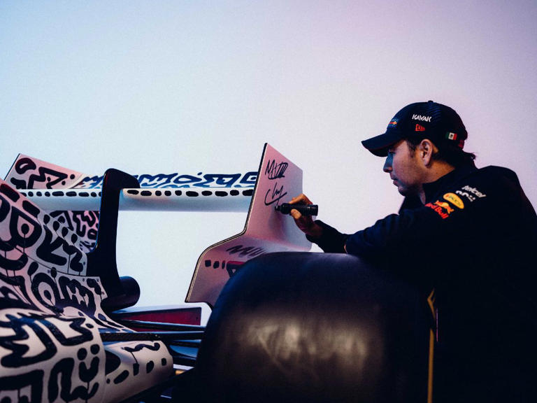 Red Bull ya designó los días de pretemporada de Checo Pérez en Bahréin