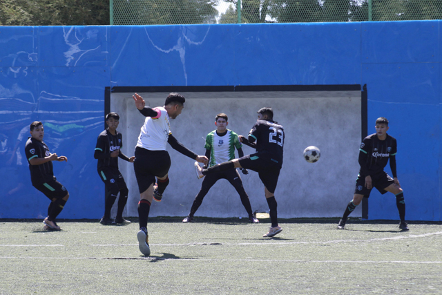 En CU tuvo lugar la final de la Liga Nacional de Fútbol Bardas Profesional