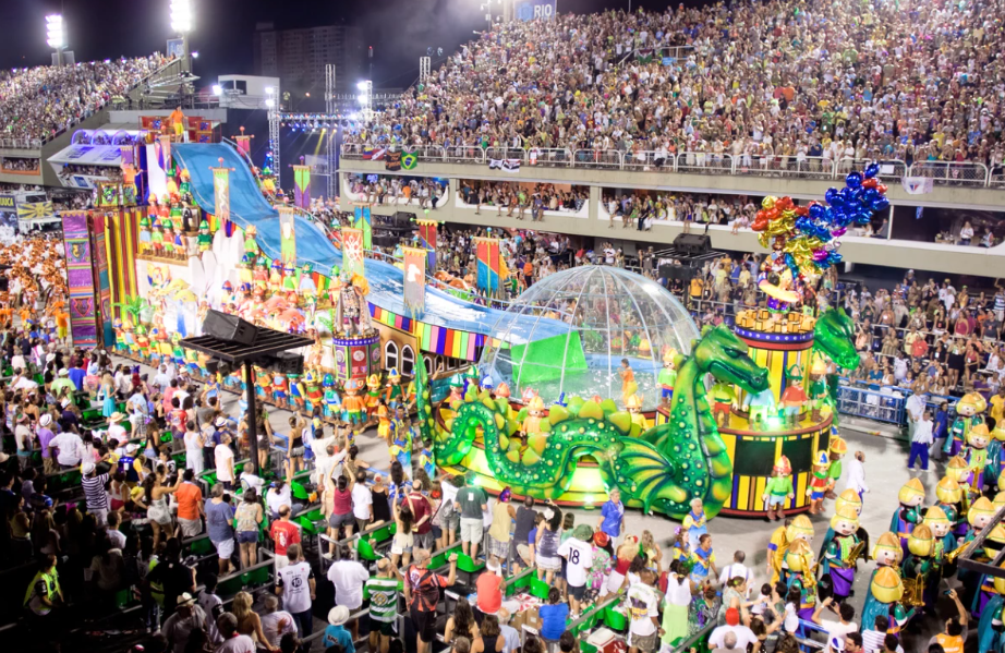 Carnaval: personas con síntomas respiratorios deben evitar multitud