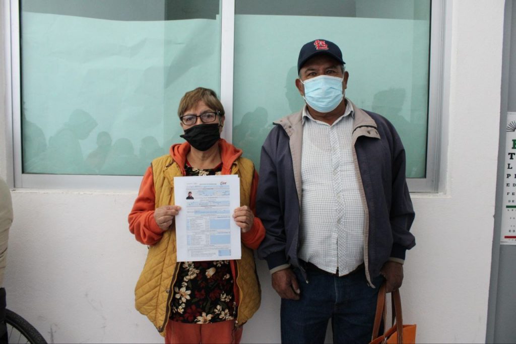 Con entrega de constancias, gobierno estatal garantiza derechos de personas con discapacidad