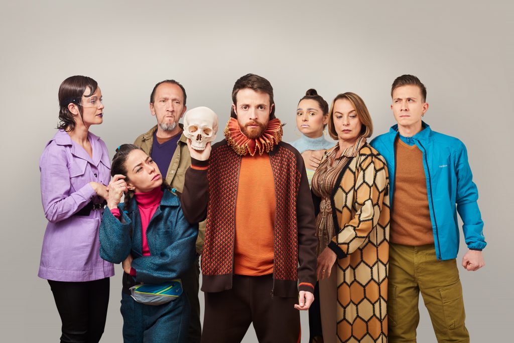 Suplen a actor humano por robot, en obra de teatro en México