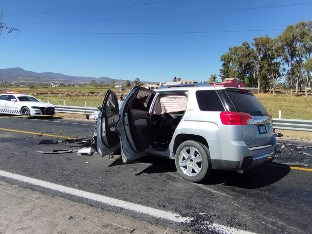 Tres muertos sobre la autopista México-Tuxpan; 1 menor entre ellos