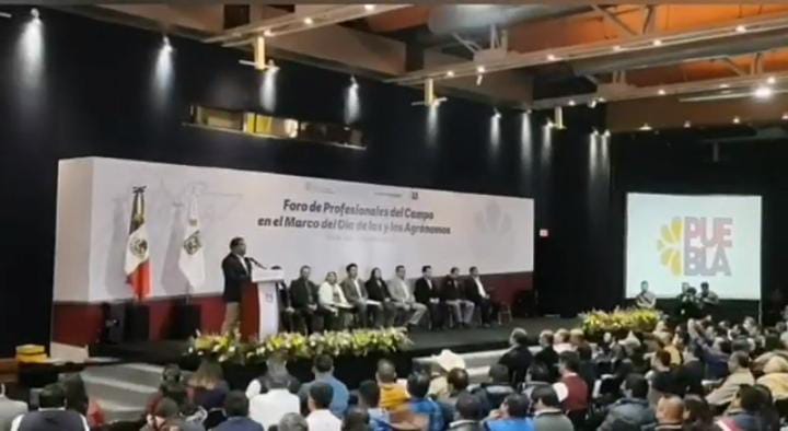 Video desde Puebla: Gobernador inaugura foro por Día del Agrónomo