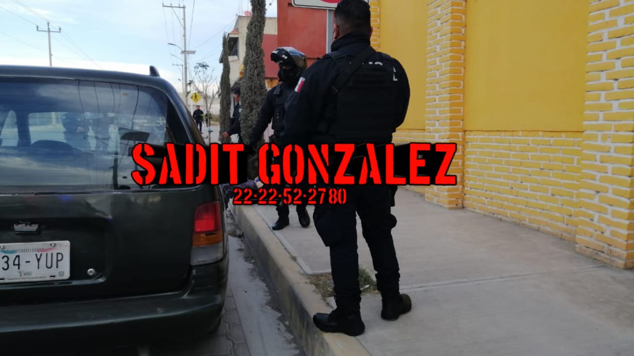 Sujeto intenta asesinar a su ex novia de 20 puñaladas en Tehuacán