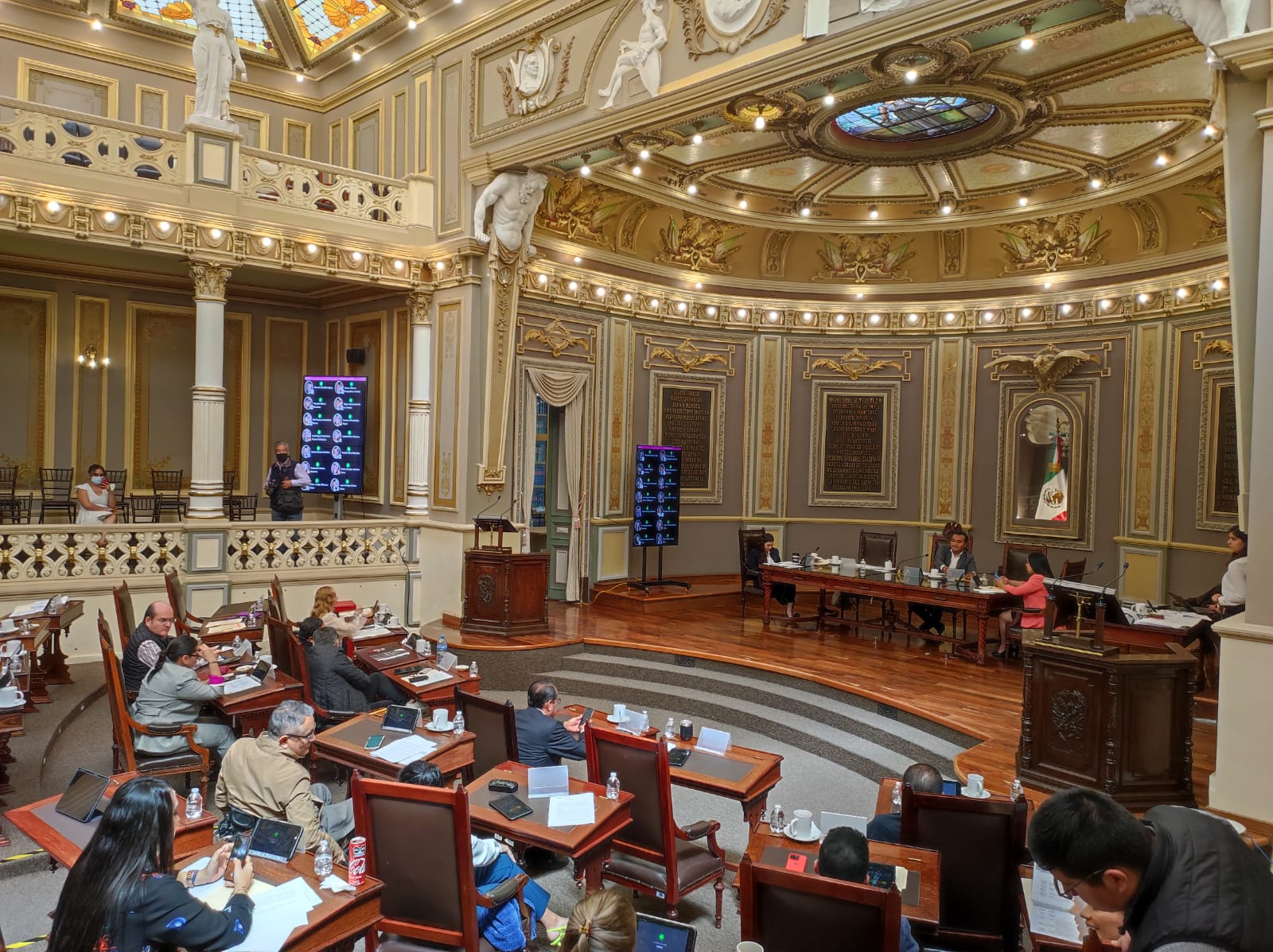 Mesa Directiva del Congreso turna a comisiones iniciativas de diputadas y diputados