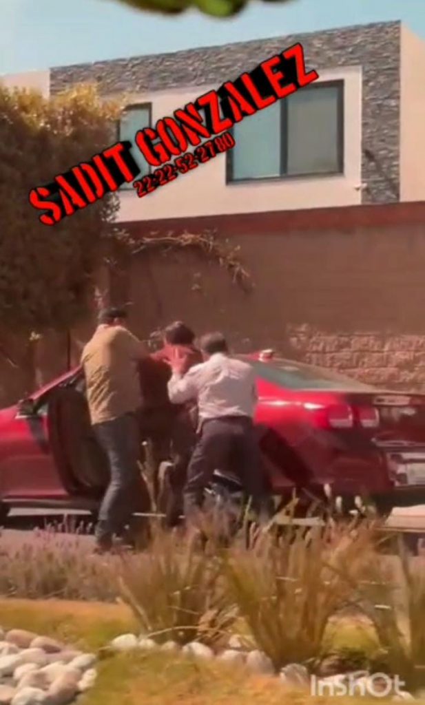 Fotonota: Detienen a presunto defraudador en Lomas de Angelopolis 1