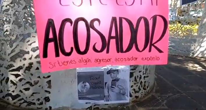 Video desde Puebla: Exhiben a supuestos acosadores en el zócalo de la ciudad
