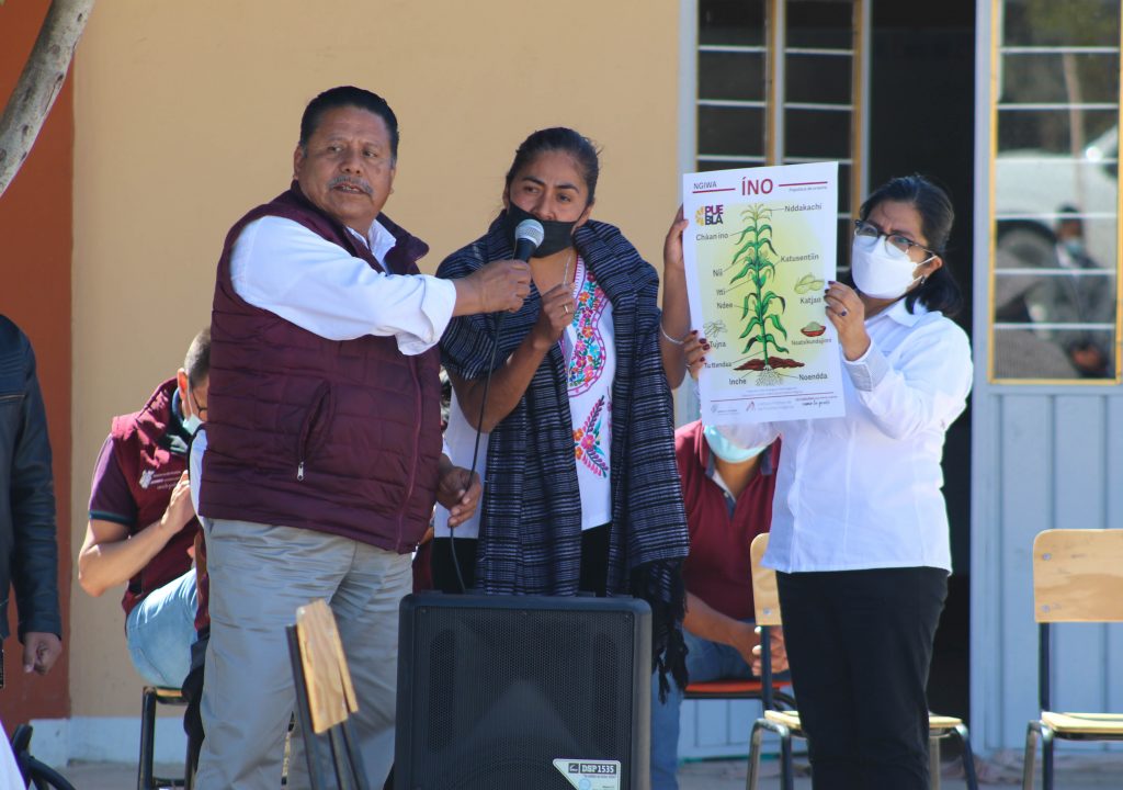 Promueve IPPI educación bilingüe en lenguas indígenas